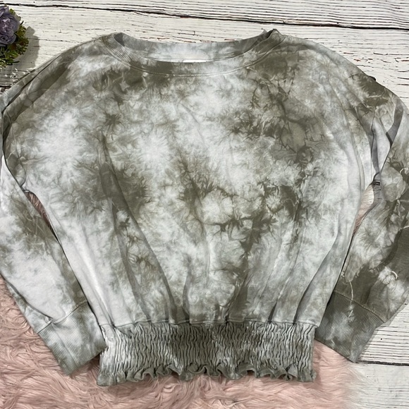 Sundry Tie Dye Green Smocked Crewneck Sweatshirt - Picture 6 of 9